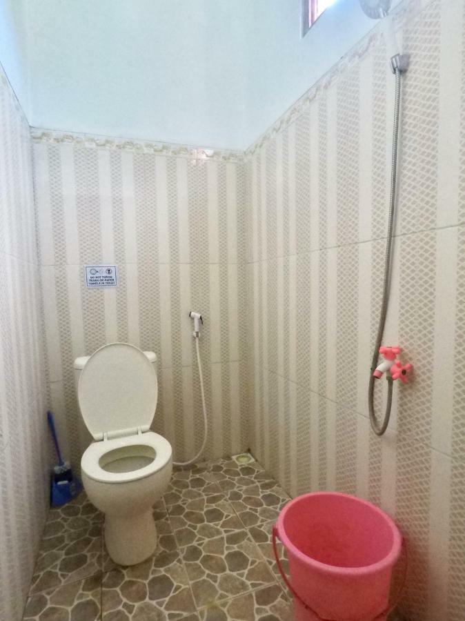Asta Homestay Karimunjawa Exterior photo