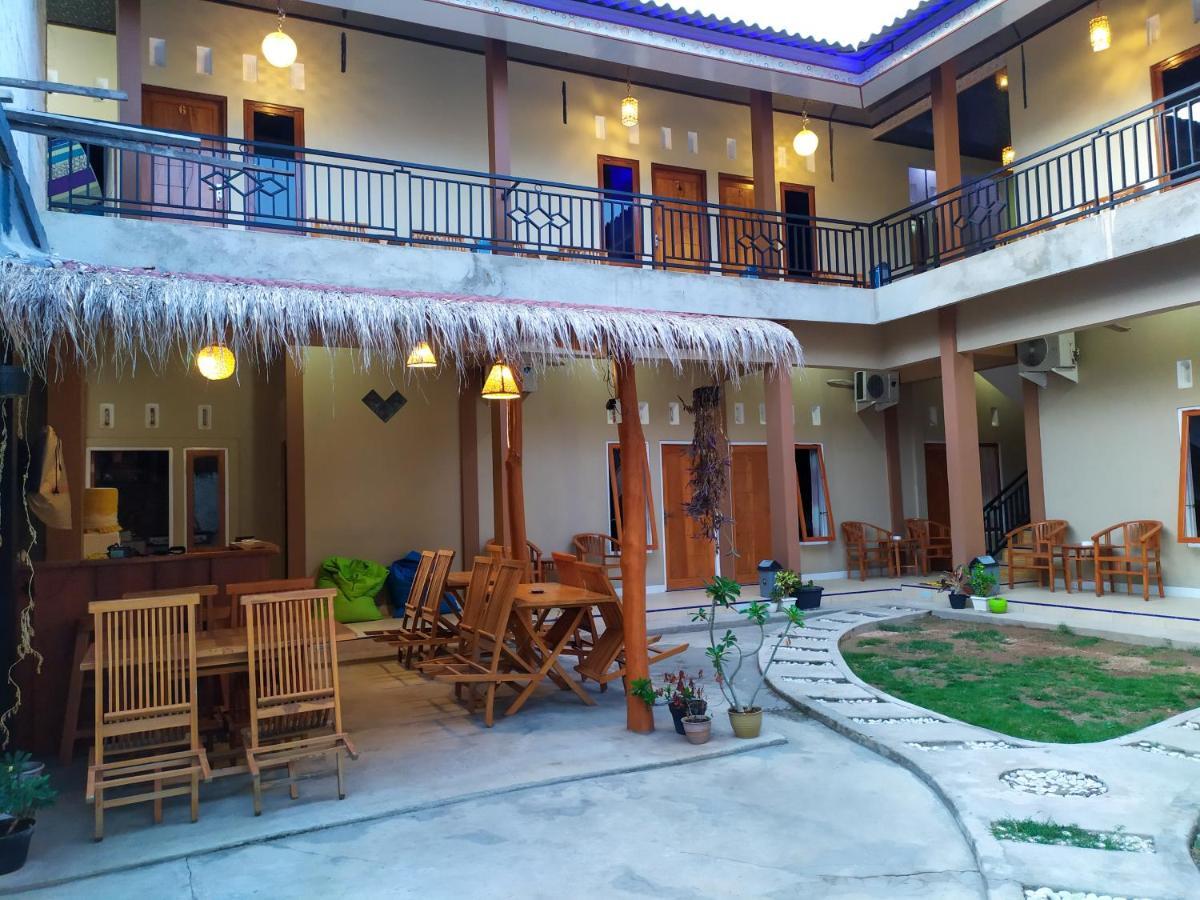 Asta Homestay Karimunjawa Exterior photo